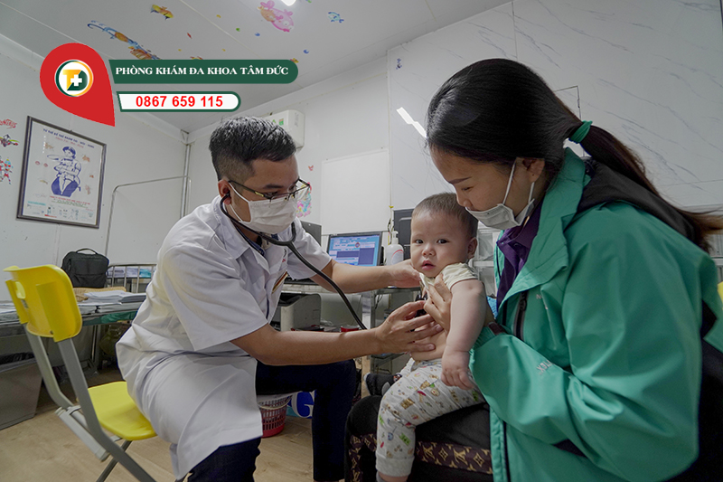 Tiêm vắc xin viêm gan B ở Lục Nam